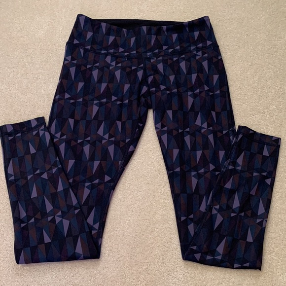 Lululemon purple geometric wunder unders leggings size 8 - Picture 3 of 10